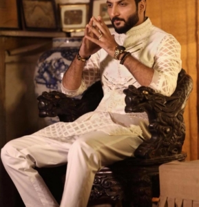 Bilal Saeed ‘disappointed’ by how social media made memes from the viral video where he was seen fighting with his brother