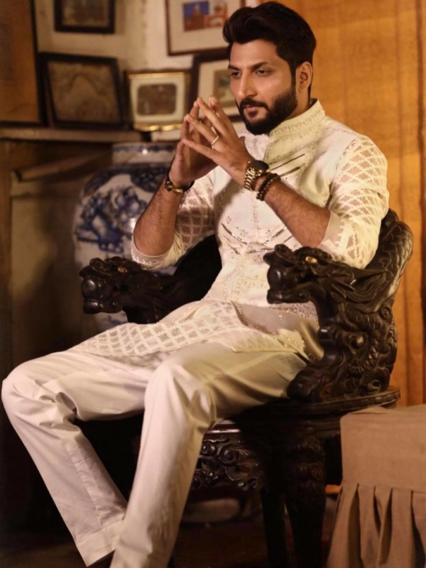 Bilal Saeed ‘disappointed’ by how social media made memes from the viral video where he was seen fighting with his brother