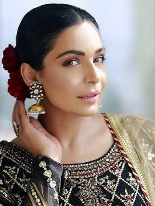“Do channels want actors to go crazy and commit suicide?” asks Meera