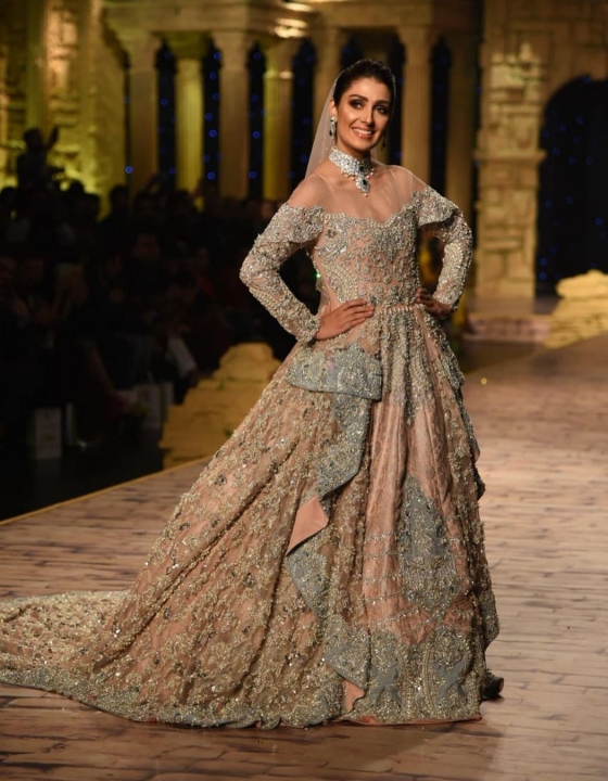 Five Pakistani Fashion ‘statements’ that need to go!