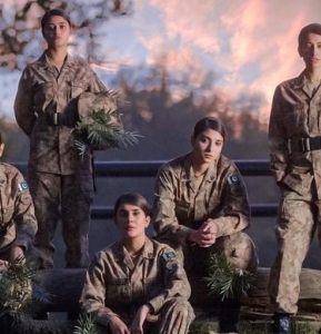 First Episode Review: Sinf e Aahan Embarks on a Journey of Glory and Empowerment