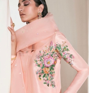 For the love of fashion that is Basic … but not so Basic