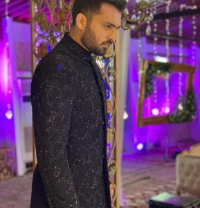 “Playing Dayaan in Aye Musht-e-Khaak was a challenge. I had to make him interesting even when he had nothing to do!” – Asad Siddiqui