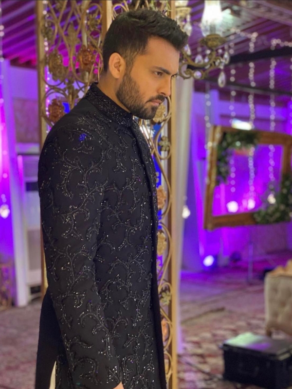“Playing Dayaan in Aye Musht-e-Khaak was a challenge. I had to make him interesting even when he had nothing to do!” – Asad Siddiqui