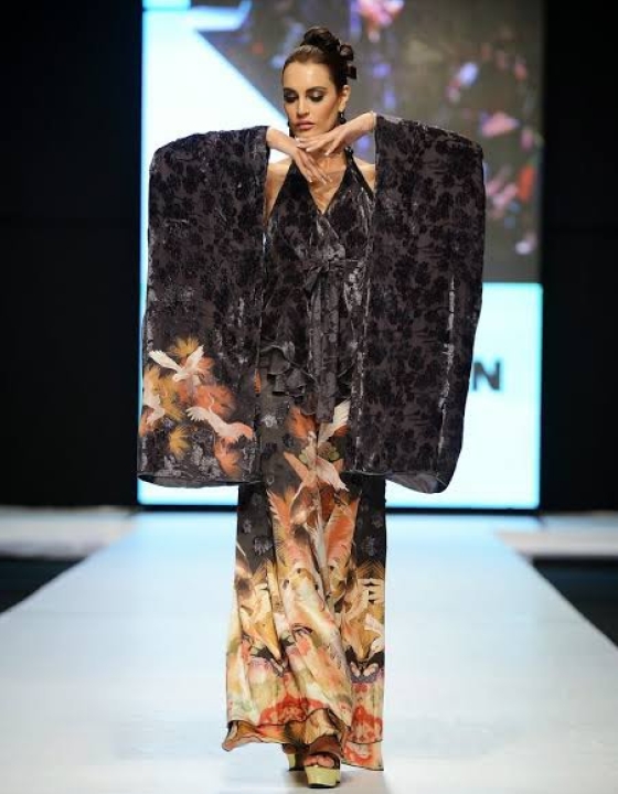 Where art thou, sleeveless?