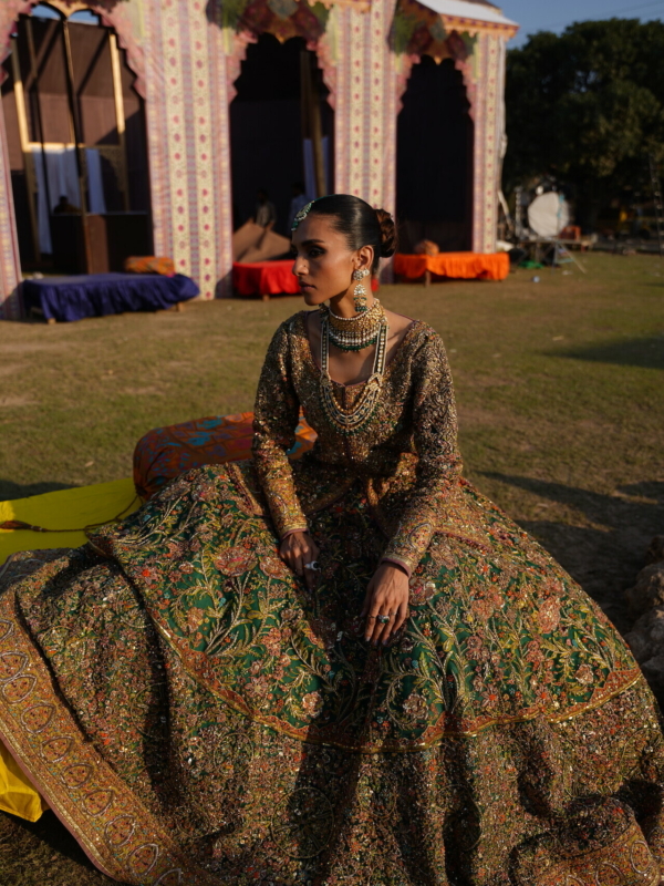 Seven Favorite Looks from Fahad Hussayn’s Ghar Gharati Gehnay Fashion Installation