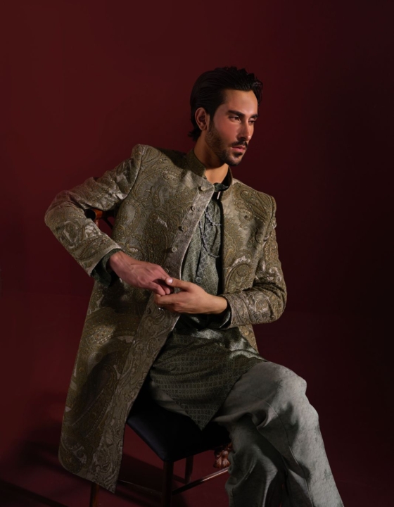 Meraki by Republic by Omar Farooq – a tale of a million French knots