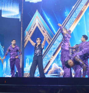 Pakistani entertainment celebrated internationally, at the 10th Hum Awards!